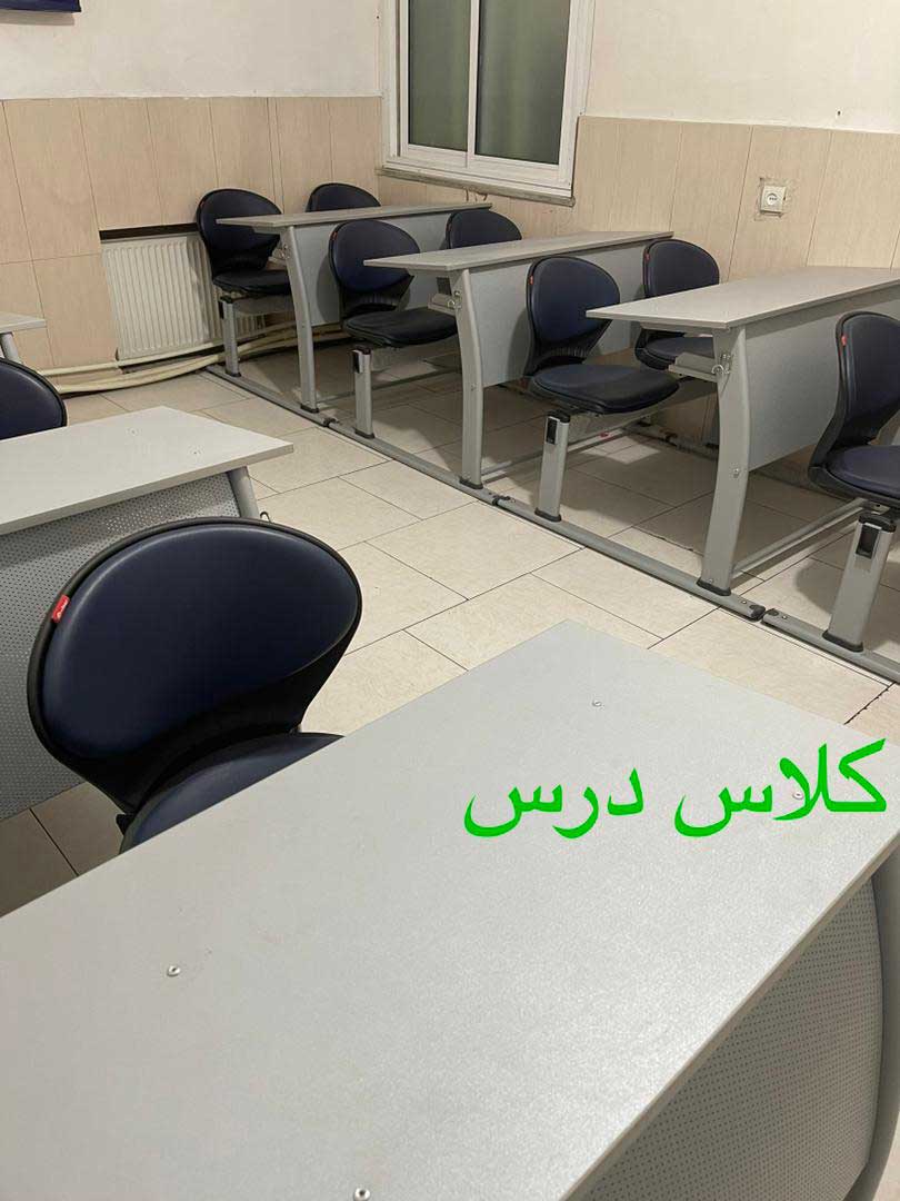 کلاس درس 3 دبیرستان دوره دوم متوسطه مجتمع آموزشی کیمیای سعادت